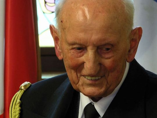 100 – letni żołnierz uhonorowany w Ratuszu
