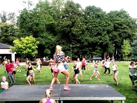 Aktywny park Majkowskiego. Rusza zumba. 