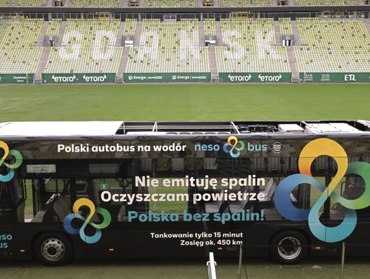 Autobus na wodór wyrusza w trasę