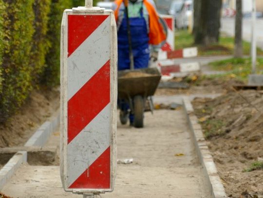 Bezpieczeństwo pieszych. Powiatowe prace związane z chodnikami 
