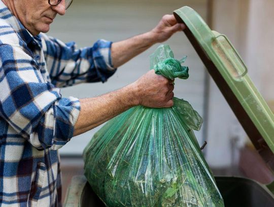 Ceny w górę. Podwyżki za wywóz śmieci w kolejnych miastach. I końca nie widać