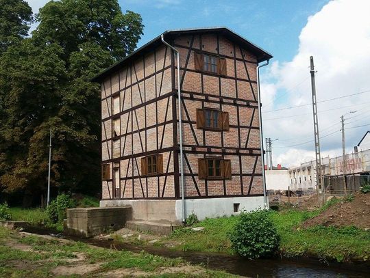 Drugie życie wejherowskiego zabytku. Modernizują młyn.