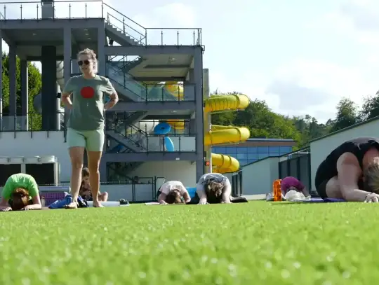 Joga na Plażowisku Wodnych Ogrodów