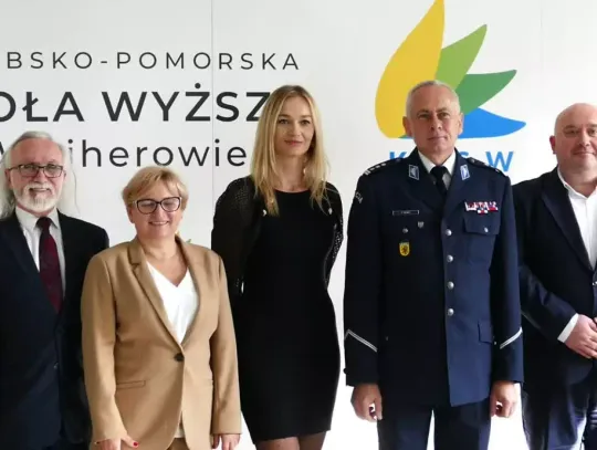 Konfrontacja z przemocą domową: Innowacyjne strategie przeciwdziałania i wsparcia na konferencji w Wyższej Szkole Kaszubsko-Pomorskiej