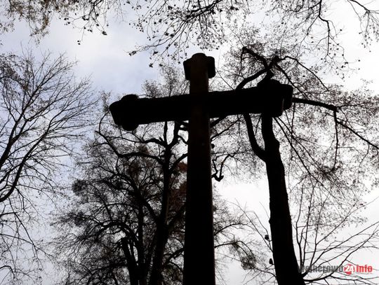 Marsz śmierci. Odnaleziony grób...