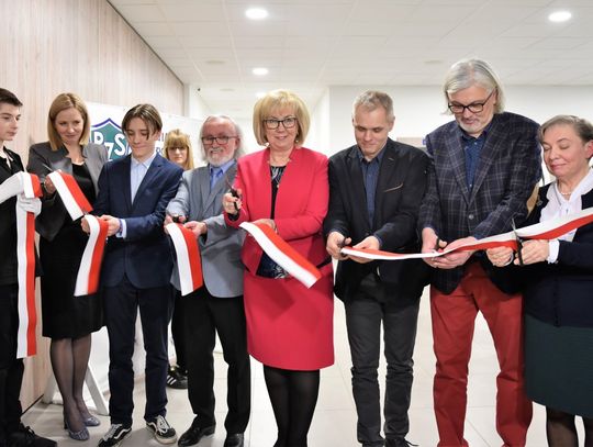 Nowe pracownie w redzkiej szkole. Druk cyfrowy oraz poligrafia