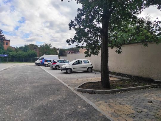 Nowy dojazd od ulicy Reformatów. W centrum miasta coraz ładniej