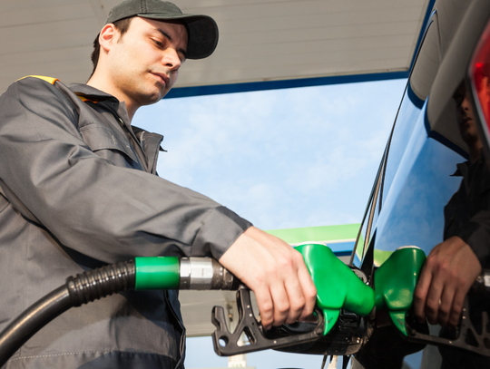 Paliwa po lupą kontrolerów UOKiK-u. Są już wyniki badania