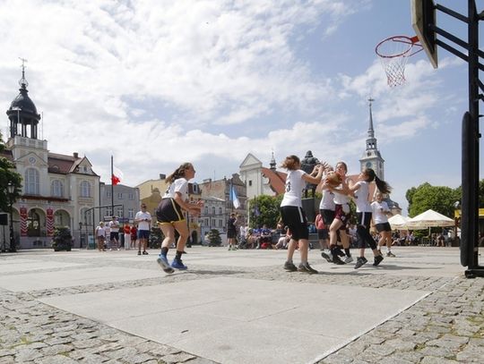 Plac Wejhera zamieni się w wielkie boisko do streetballu