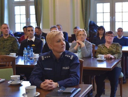 Porozmawiajmy o bezpieczeństwie. Debata na temat skutecznych rozwiązań....