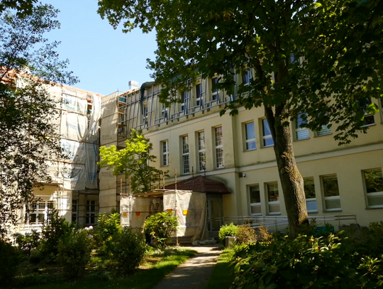Powiat wejherowski. Budynek starostwa pięknieje i "rośnie"