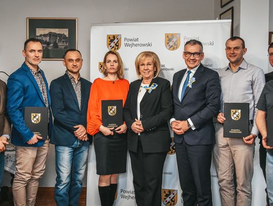 Rumskie kluby sportowe będą promować powiat wejherowski