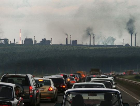 SMOG. Policjanci dziś prowadzą wzmożone działania kontrolne