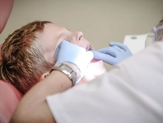 Szkolny dentysta. Opieka stomatologiczna w wejherowskich placówkach miejskich