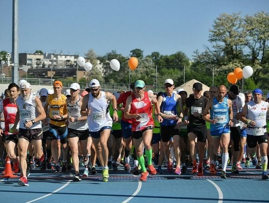 Szybki strażnik. Wystartował w VI Maratonie Lubelskim. 