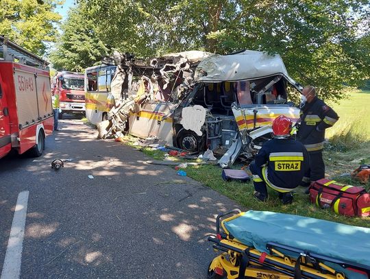 Tragiczny wypadek w Mierzynie. Nie żyją 3 osoby