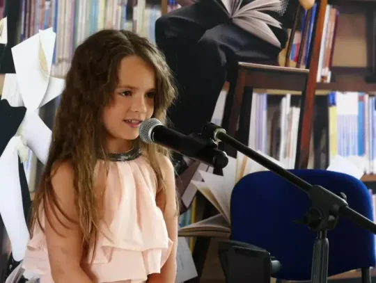 Trudne wierszyki łamiące języki [wideo]