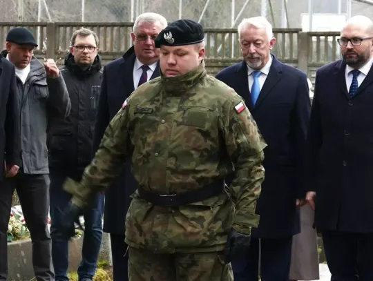 Upamiętnienie bohaterów w Wejherowie: 79. rocznica zakończenia działań wojennych