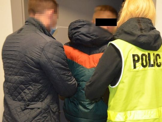 Uprawiali 122 sadzonki konopi indyjskich. Posiadali też 1,3 kg narkotyków