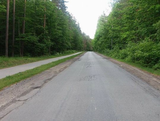 W gminie Luzino wyremontują kolejną drogę. Pod "lupę" idzie ulica Chłopska w Kębłowie.