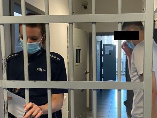 W samochodowym schowku miał narkotyki. Grozi mu do 3 lat więzienia