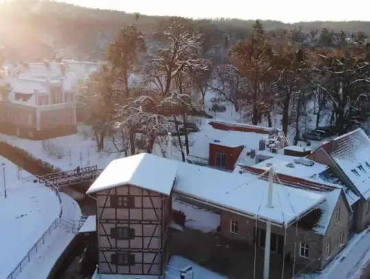 Wejherowo o Zachodzie Słońca: Zimowa Idylla na Kaszubach