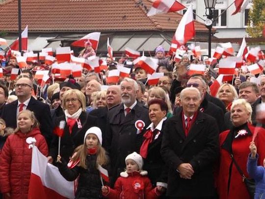 Wejherowski Marsz Niepodległości. Uroczystości w parku...