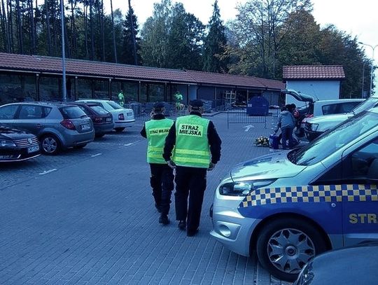 Więcej kontroli przy cmentarzach. Rusza akcja Straży Miejskiej.