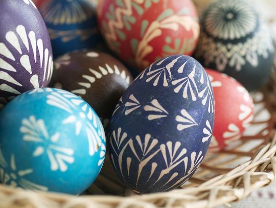 Wielkanocne jaja spustoszą nasze kieszenie? Ceny szybują, a to jeszcze nie koniec [SONDA]