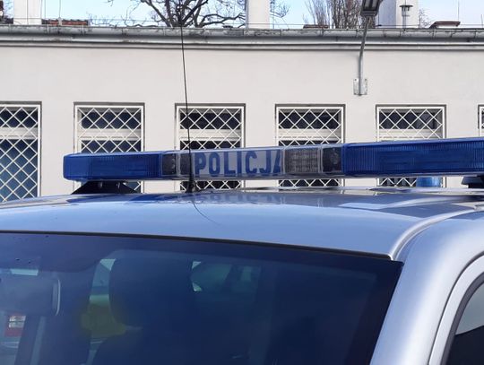 Wybił szybę w autobusie. Grozi mu 5 lat