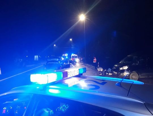 Wypadek w Kębłowie. Kierowca BMW wyprzedzał na zakazie