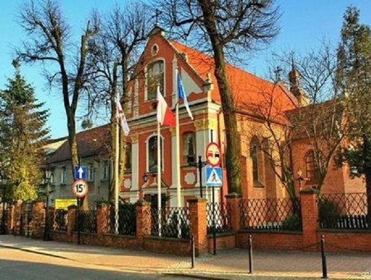 Z kościelnej ławy do...wytrzeźwienia. Nieobyczajny wybryk
