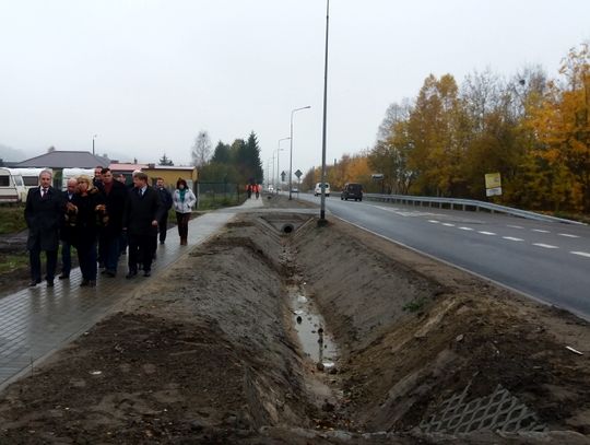 Zmodernizowana droga z Bolszewa do Góry