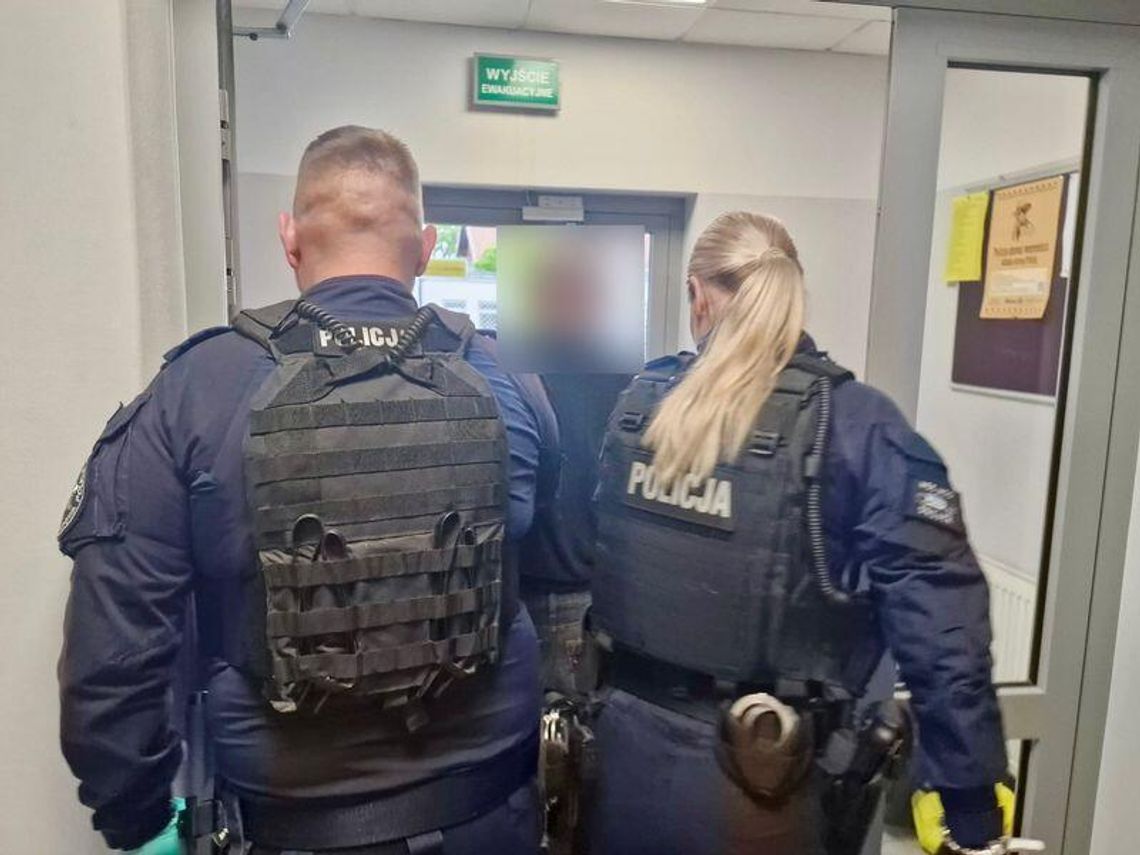 42-latek ugodzony nożem podczas spotkania towarzyskiego