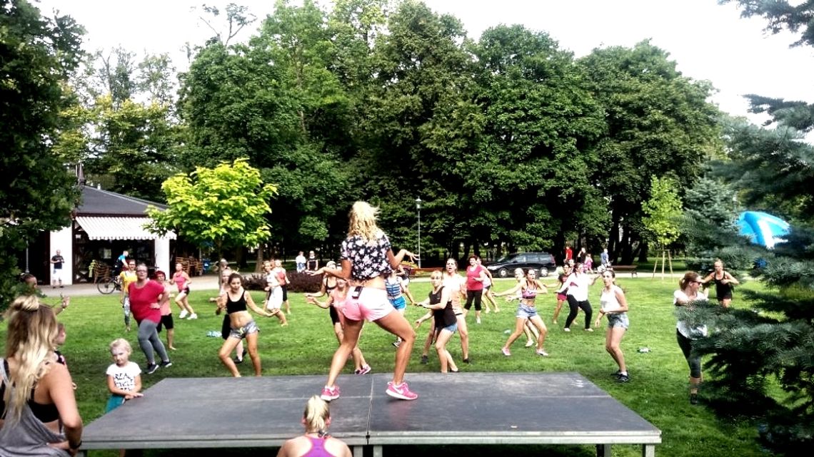 Aktywny park Majkowskiego. Rusza zumba. 