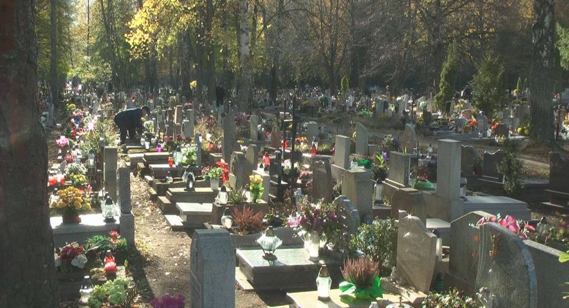 Będzie cmentarz komunalny. Nadzwyczajna sesja...