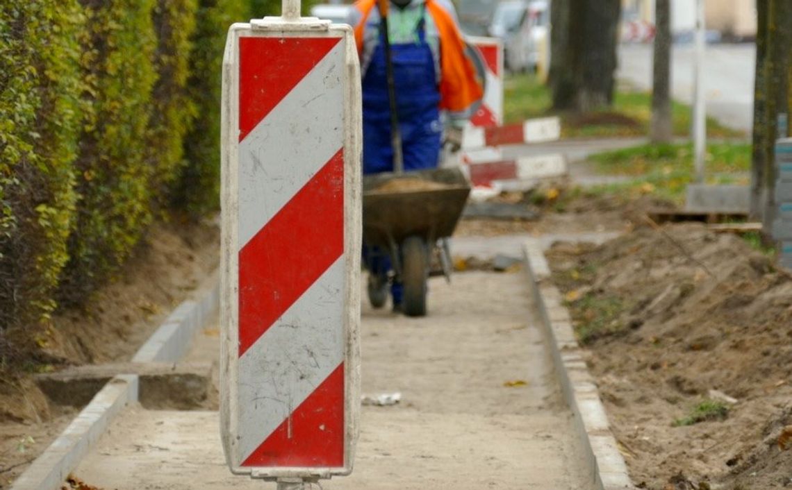 Bezpieczeństwo pieszych. Powiatowe prace związane z chodnikami 