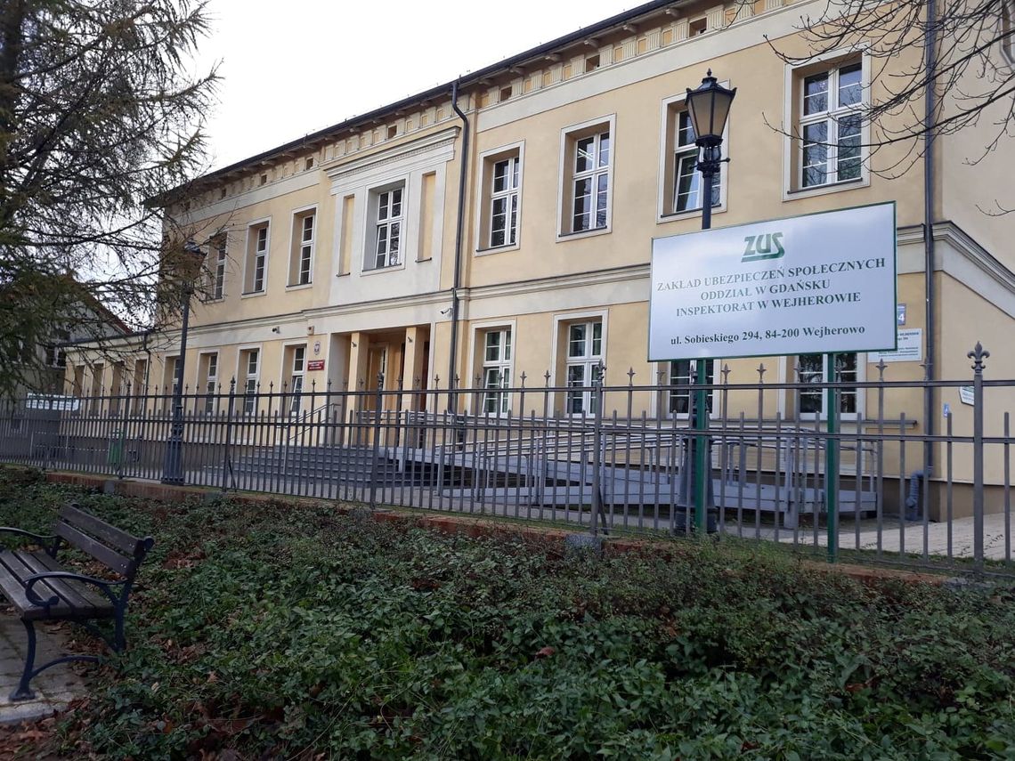 Koniec z papierową wersją zwolnienia L4. Jak minęły pierwsze dni z elektronicznymi zwolnieniami?