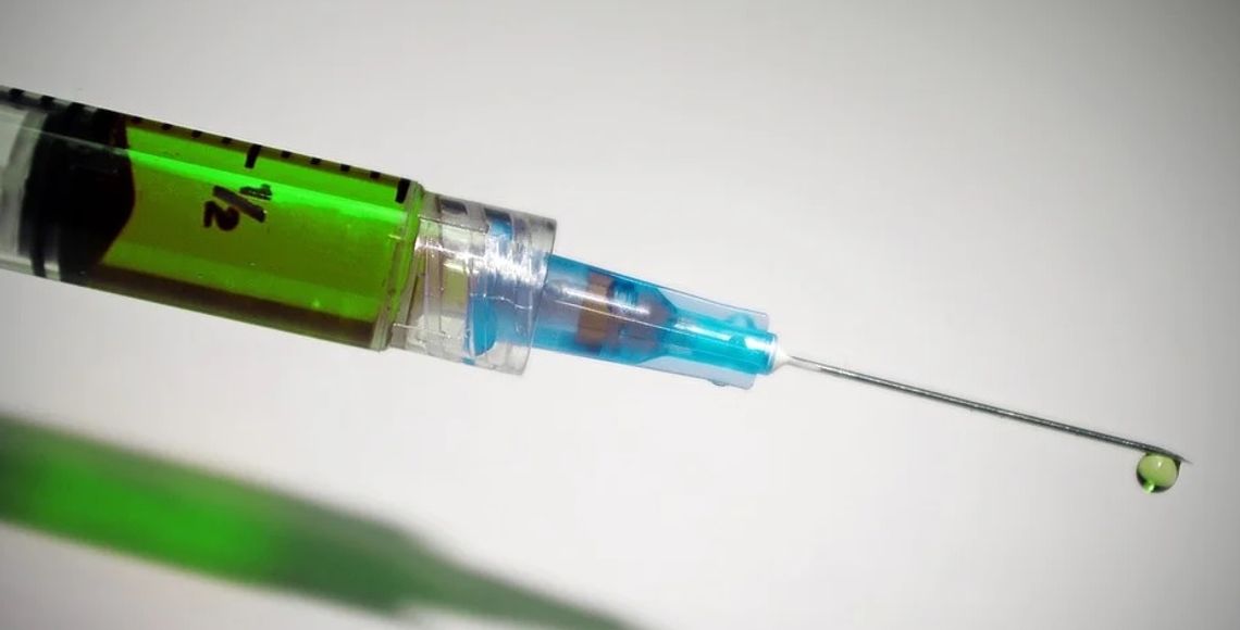 Koronawirus. Wstrzymane obowiązkowe szczepienia dzieci