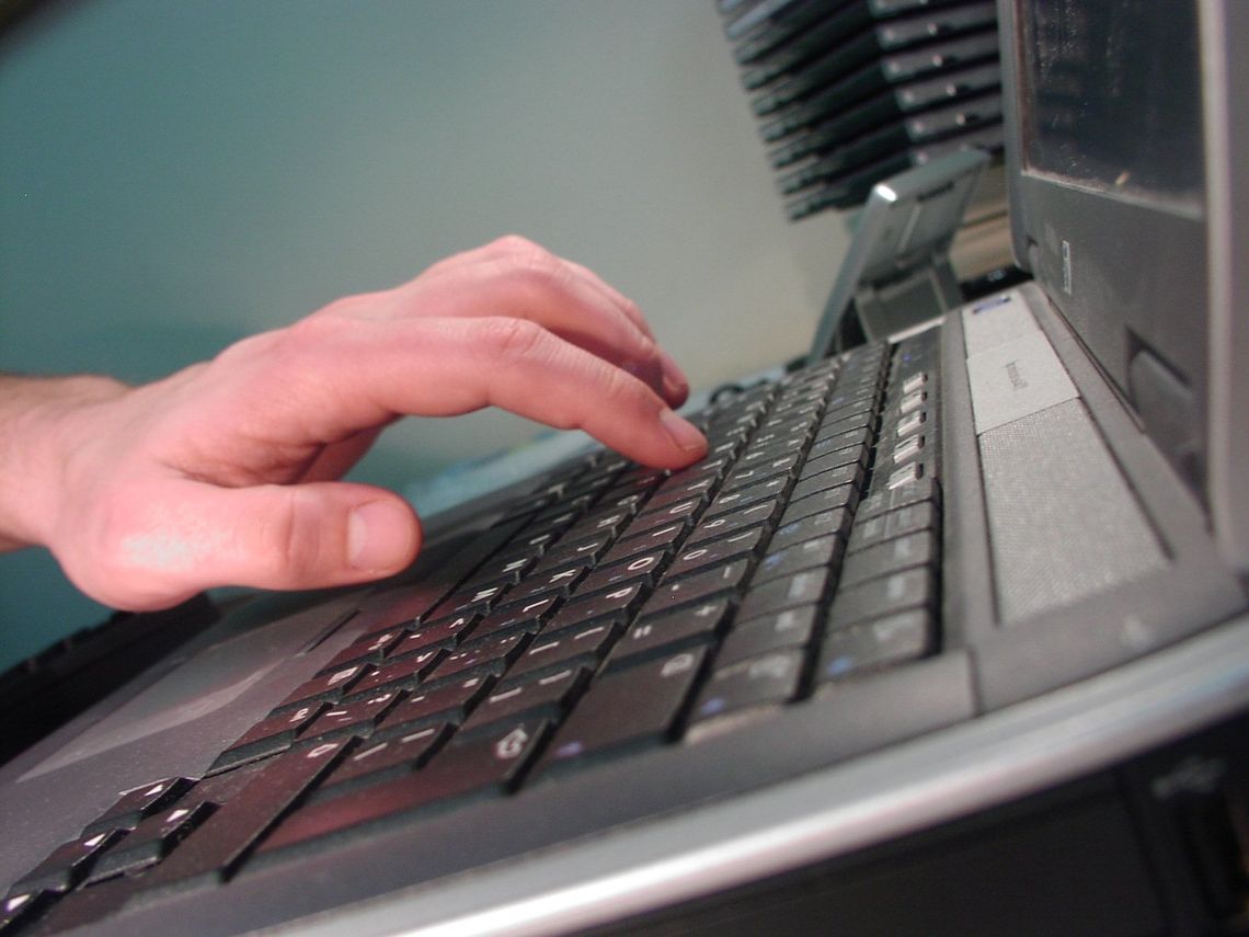 Laptopy dla szkół. Ile w Wejherowie?