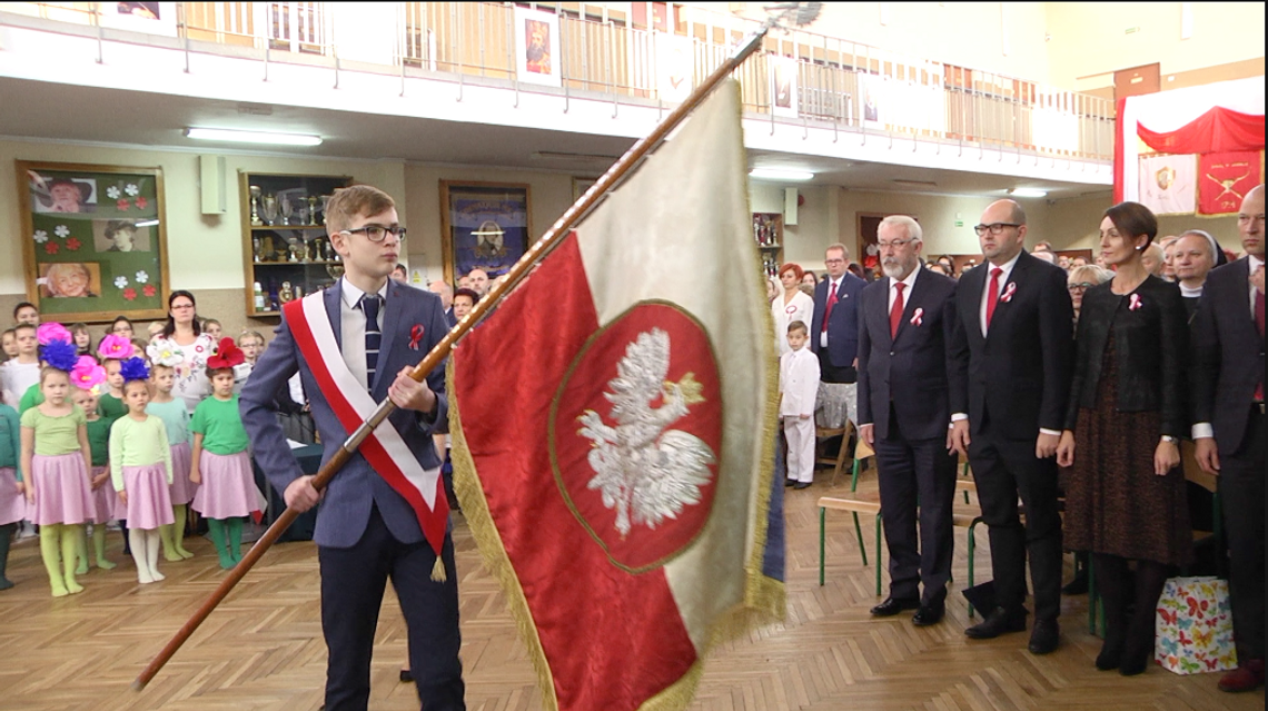 Niepodległość. Uroczystość w Szkole Podstawowej nr 5