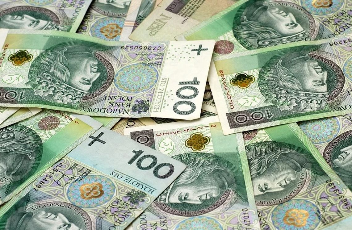 Pensja w górę. Od 2021 roku zarobisz więcej Pensja w górę. Od 2021 roku zarobisz więcej