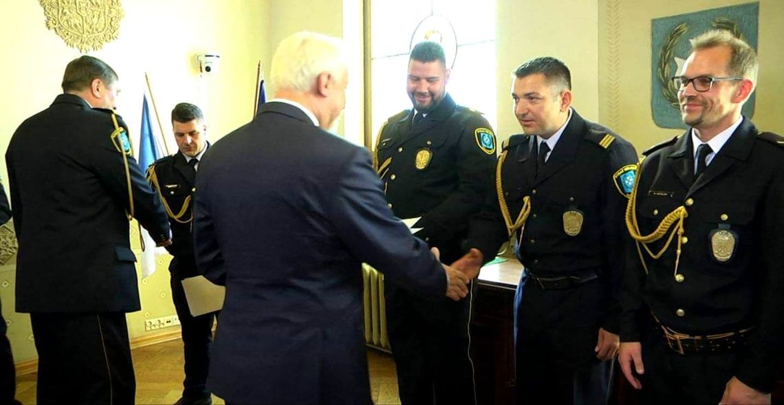 Pilnują prawa, porządku, pomagają, a nawet...ratują życie. Wejherowscy strażnicy miejscy