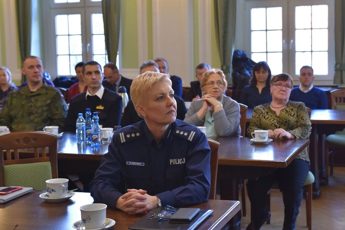 Porozmawiajmy o bezpieczeństwie. Debata na temat skutecznych rozwiązań....