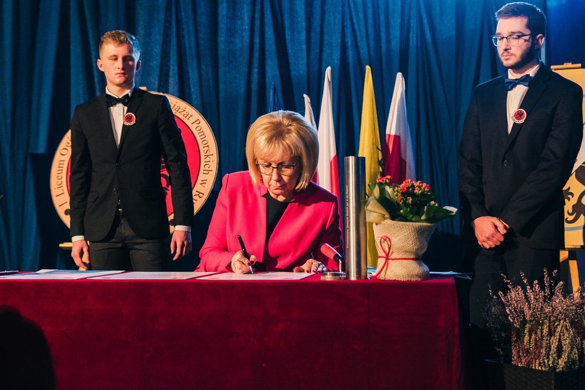 Powiat inwestuje. Rozbudowa rumskiego liceum