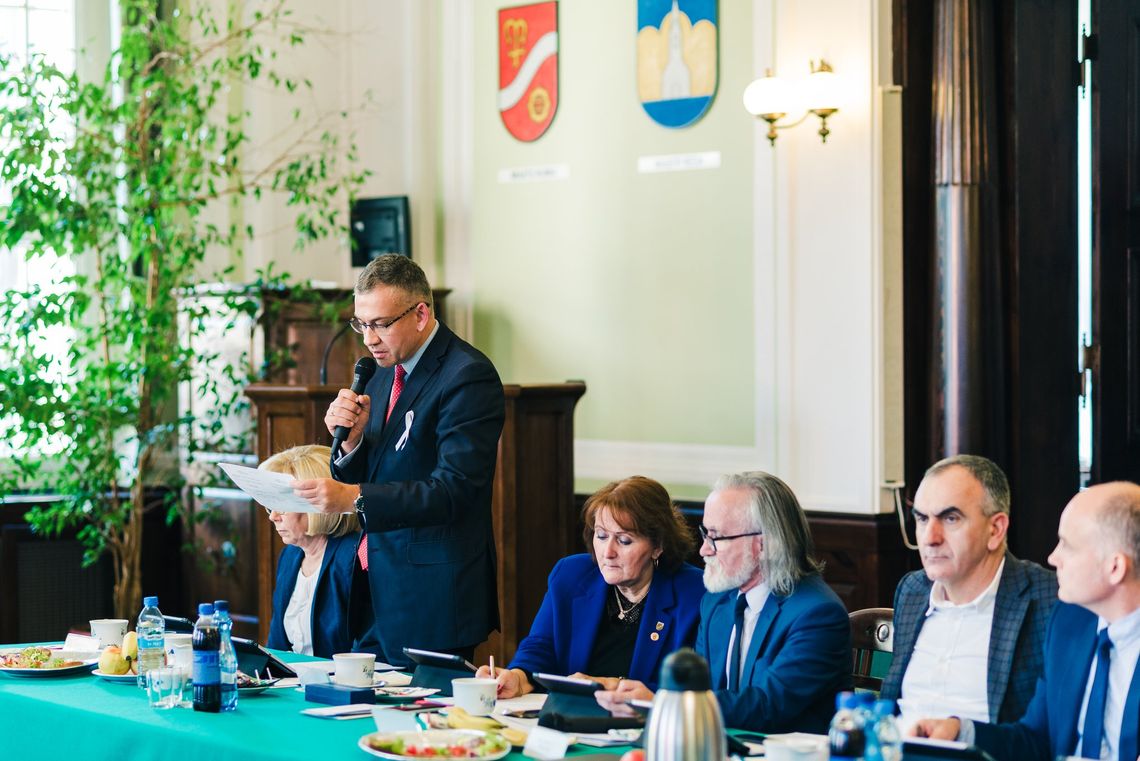 Powołano komisje. Sesja powiatowa
