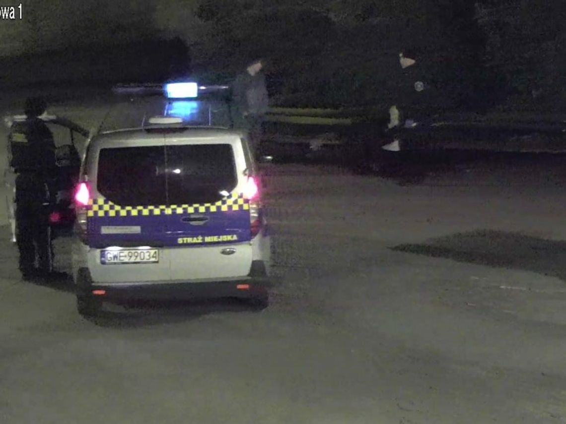 Strażnicy miejscy uratowali kolejne osoby. Kontrola miejsc zagrożonych Strażnicy miejscy uratowali kolejne osoby. Kontrola miejsc zagrożonych