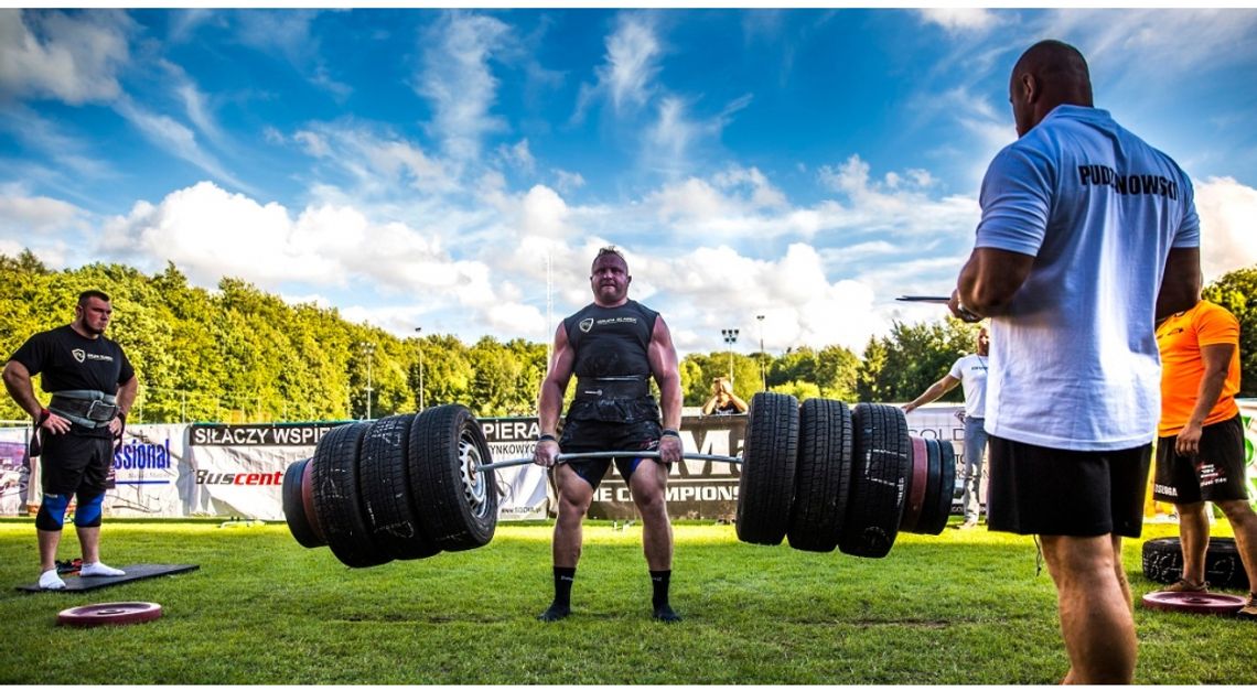 Strongmani na Placu Wejhera. Międzynarodowy Puchar