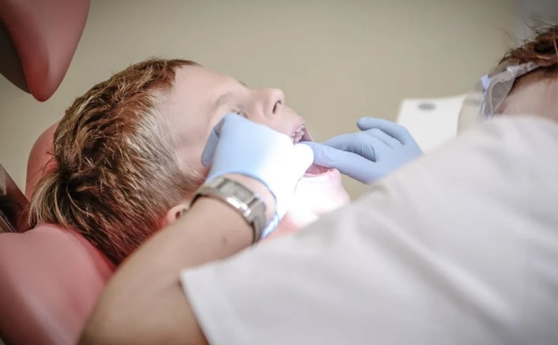 Szkolny dentysta. Opieka stomatologiczna w wejherowskich placówkach miejskich