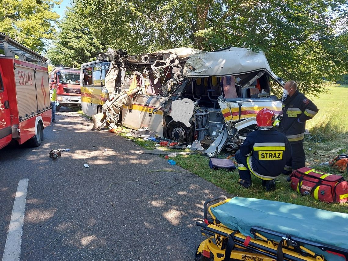 Tragiczny wypadek w Mierzynie. Nie żyją 3 osoby